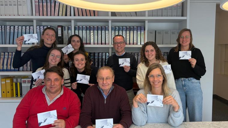 Lexcour-Advocaten steunt het initiatief van de OVB en zendt postkaarten aan advocate Hoda. 
